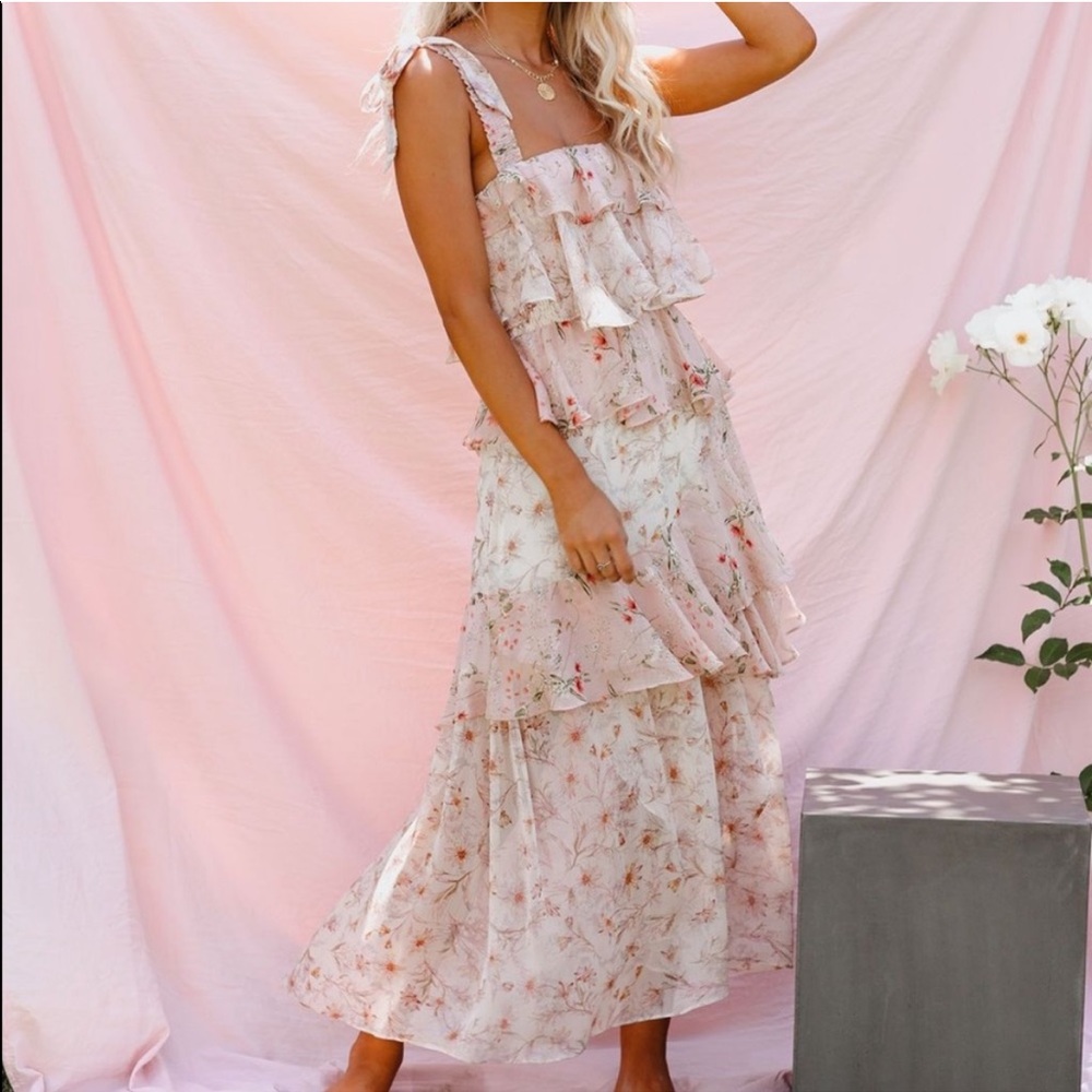 VICI PICKING WILDFLOWERS TIERED MIDI DRESS- SIZE S